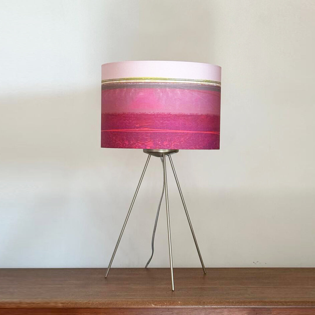 files/LampshadeRedsonwhite.jpg